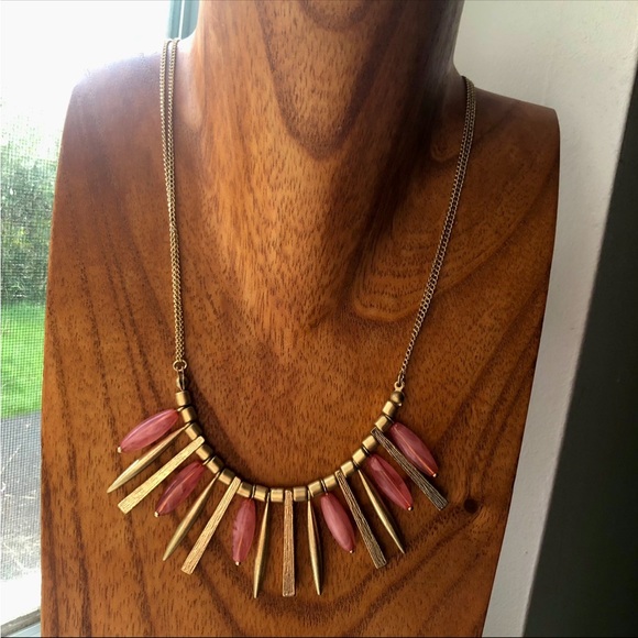 NWT Gold Toned & Beaded Boho Fringe Necklace - Picture 9 of 14